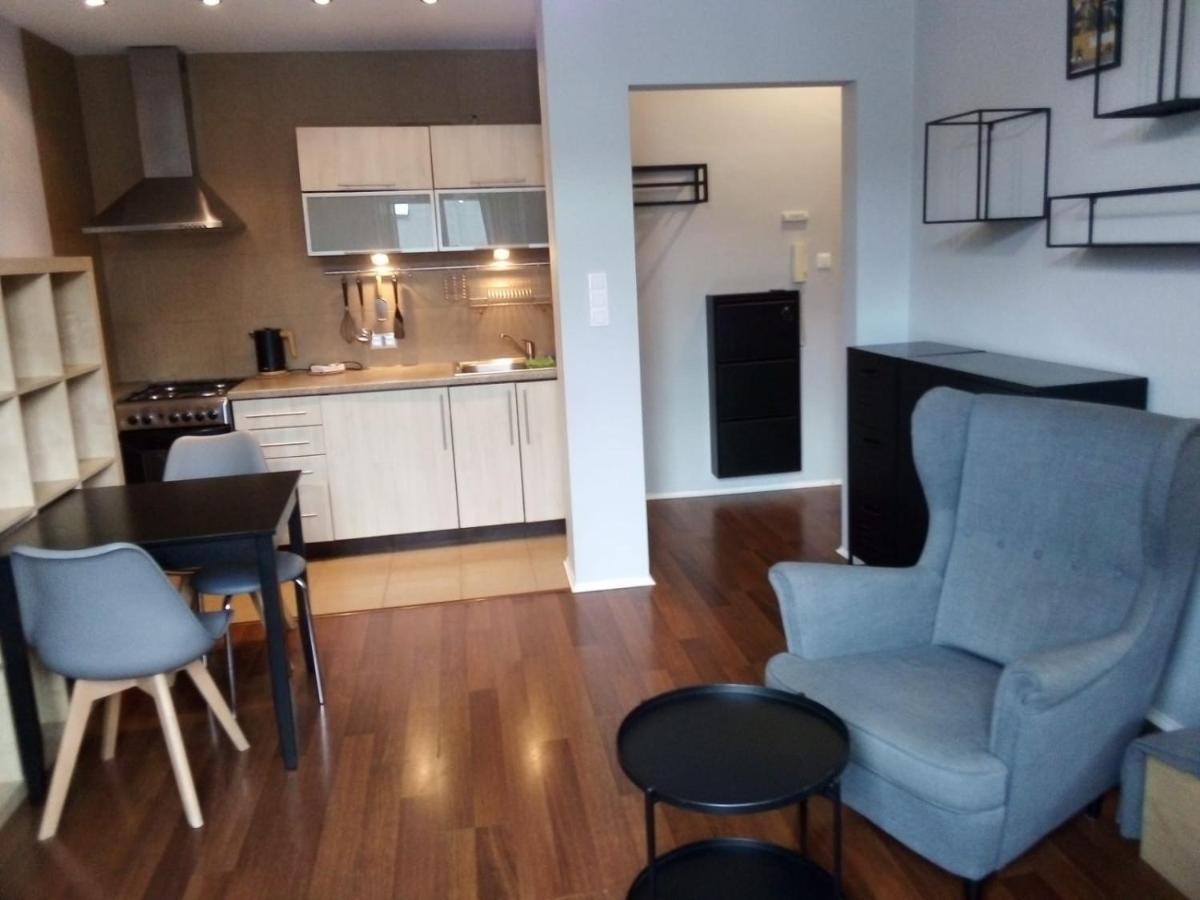 Art Dreams Apartament Chmielna 14 Warsaw Luaran gambar